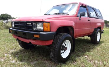 Toyota-4runner-4x4-1985-red