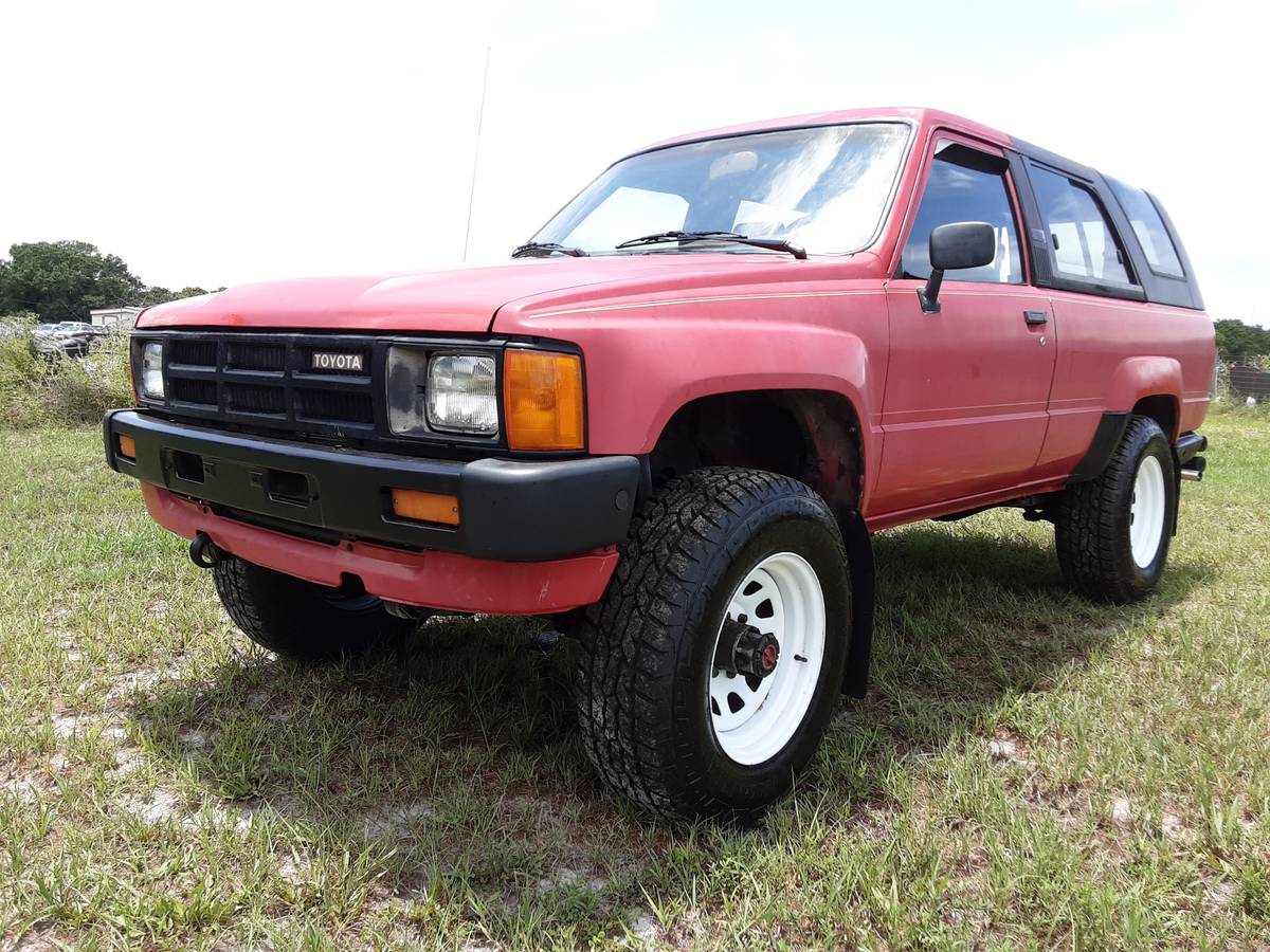 Toyota-4runner-4x4-1985-red