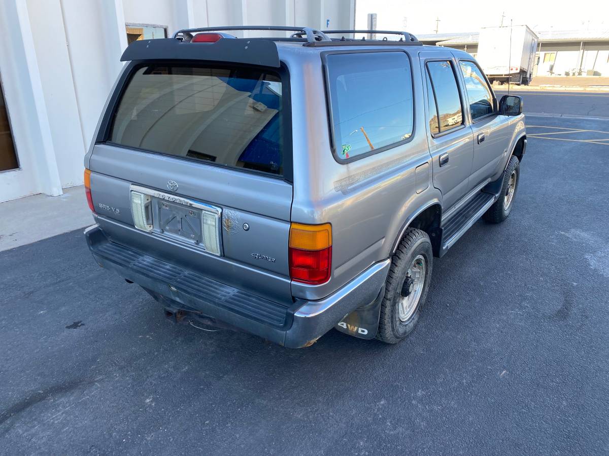 Toyota-4runner-sr5-1995-grey-10