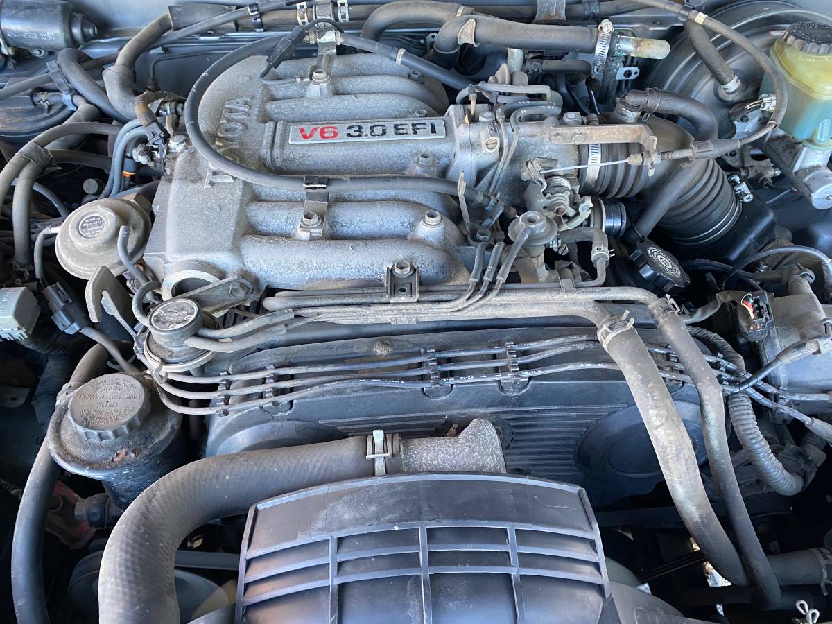 Toyota-4runner-sr5-1995-grey-13
