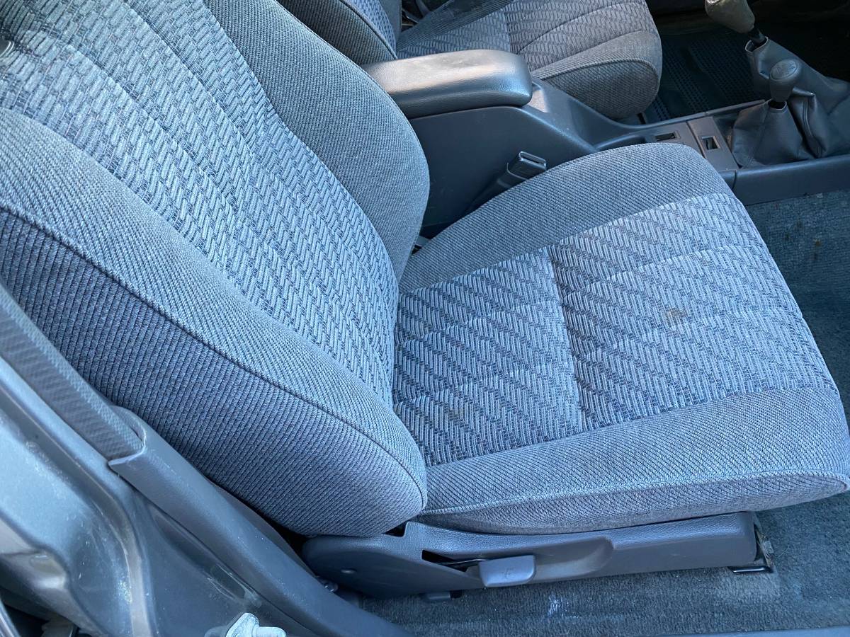 Toyota-4runner-sr5-1995-grey-18