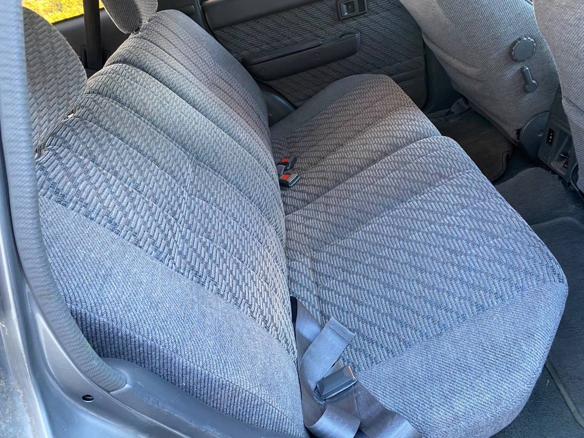 Toyota-4runner-sr5-1995-grey-19