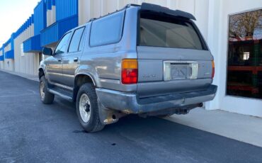 Toyota-4runner-sr5-1995-grey-7