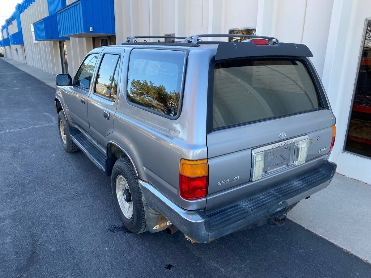Toyota-4runner-sr5-1995-grey-8