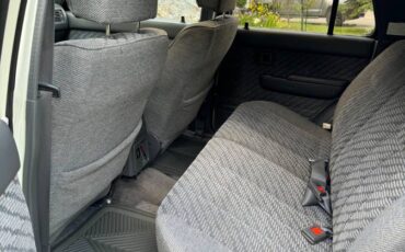 Toyota-4runner-sr5-4wd-1995-white-10