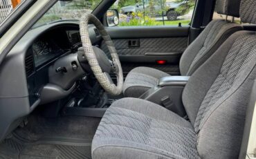 Toyota-4runner-sr5-4wd-1995-white-6