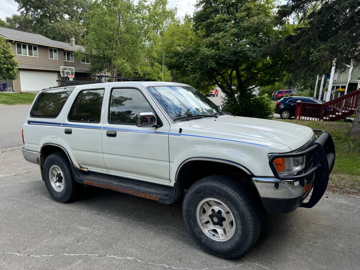 Toyota-4runner-sr5-4wd-1995-white