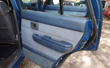 Toyota-4runner-sr5-4x4-1991-blue-13