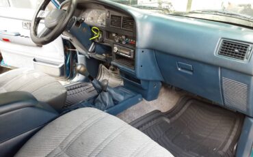 Toyota-4runner-sr5-4x4-1991-blue-17
