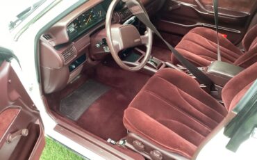 Toyota-Camry-1987-Super-White-Burgundy-24