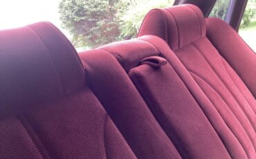 Toyota-Camry-1987-Super-White-Burgundy-34