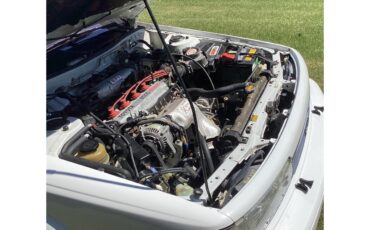 Toyota-Camry-1987-Super-White-Burgundy-37