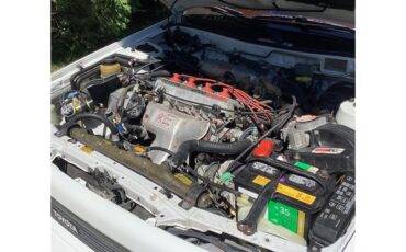 Toyota-Camry-1987-Super-White-Burgundy-39