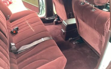 Toyota-Camry-1987-Super-White-Burgundy-4