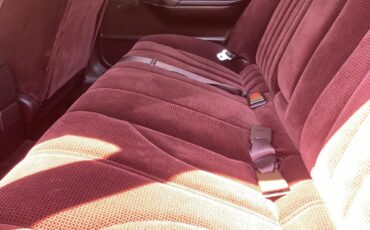 Toyota-Camry-1987-Super-White-Burgundy-7