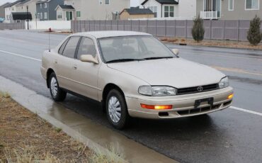 Toyota-Camry-1993-1