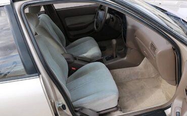 Toyota-Camry-1993-13