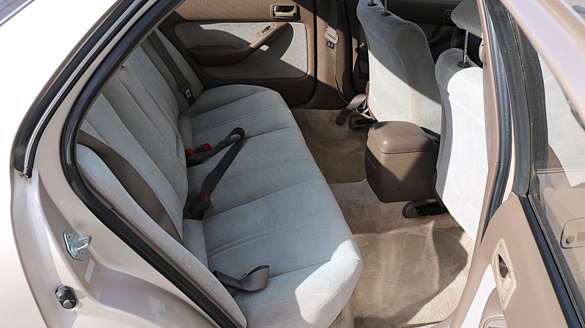 Toyota-Camry-1993-14