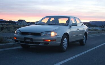 Toyota-Camry-1993-5