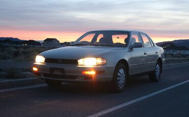Toyota-Camry-1993-6