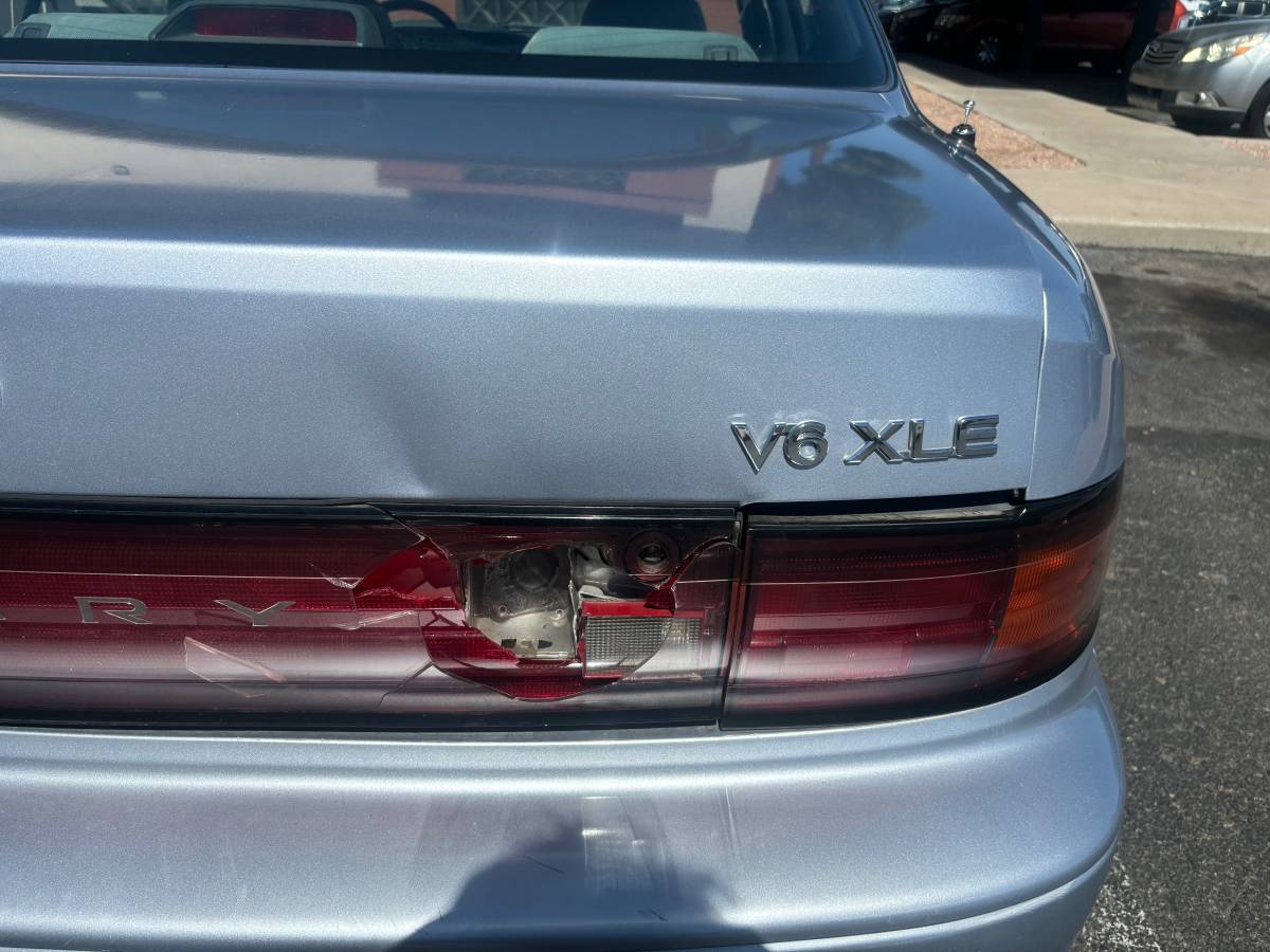 Toyota-Camry-1994-blue-3