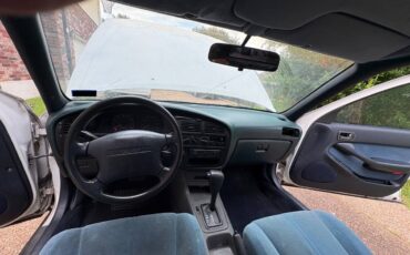 Toyota-Camry-le-4dr-wagon-1992-white-6