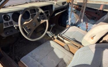 Toyota-Celica-1979-Bronze-Tan-6