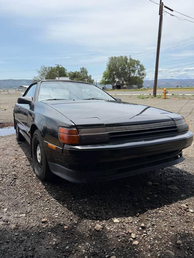 Toyota-Celica-1987-black