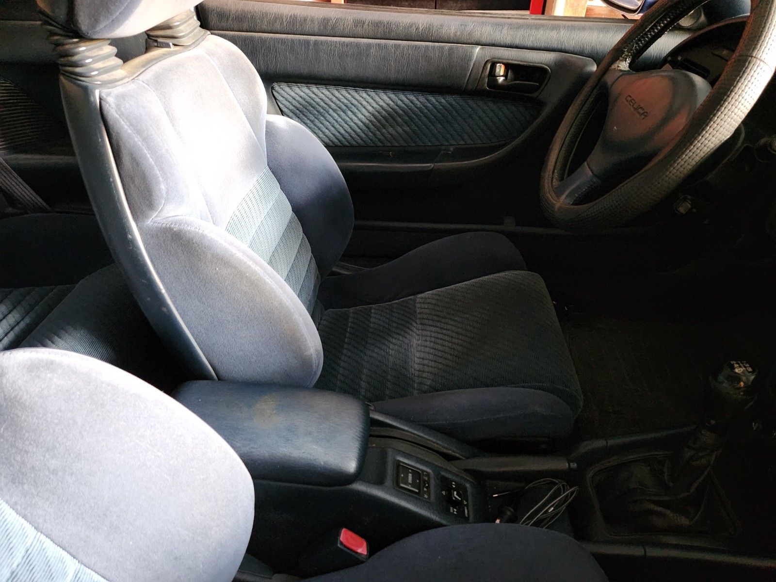 Toyota-Celica-1990-Compact-13