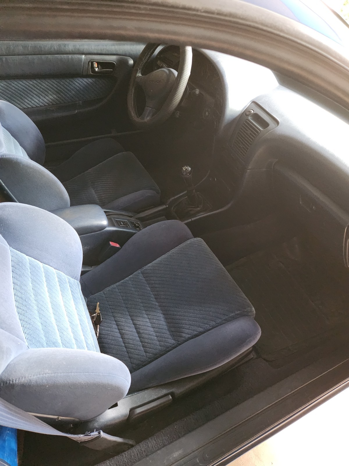 Toyota-Celica-1990-Compact-3