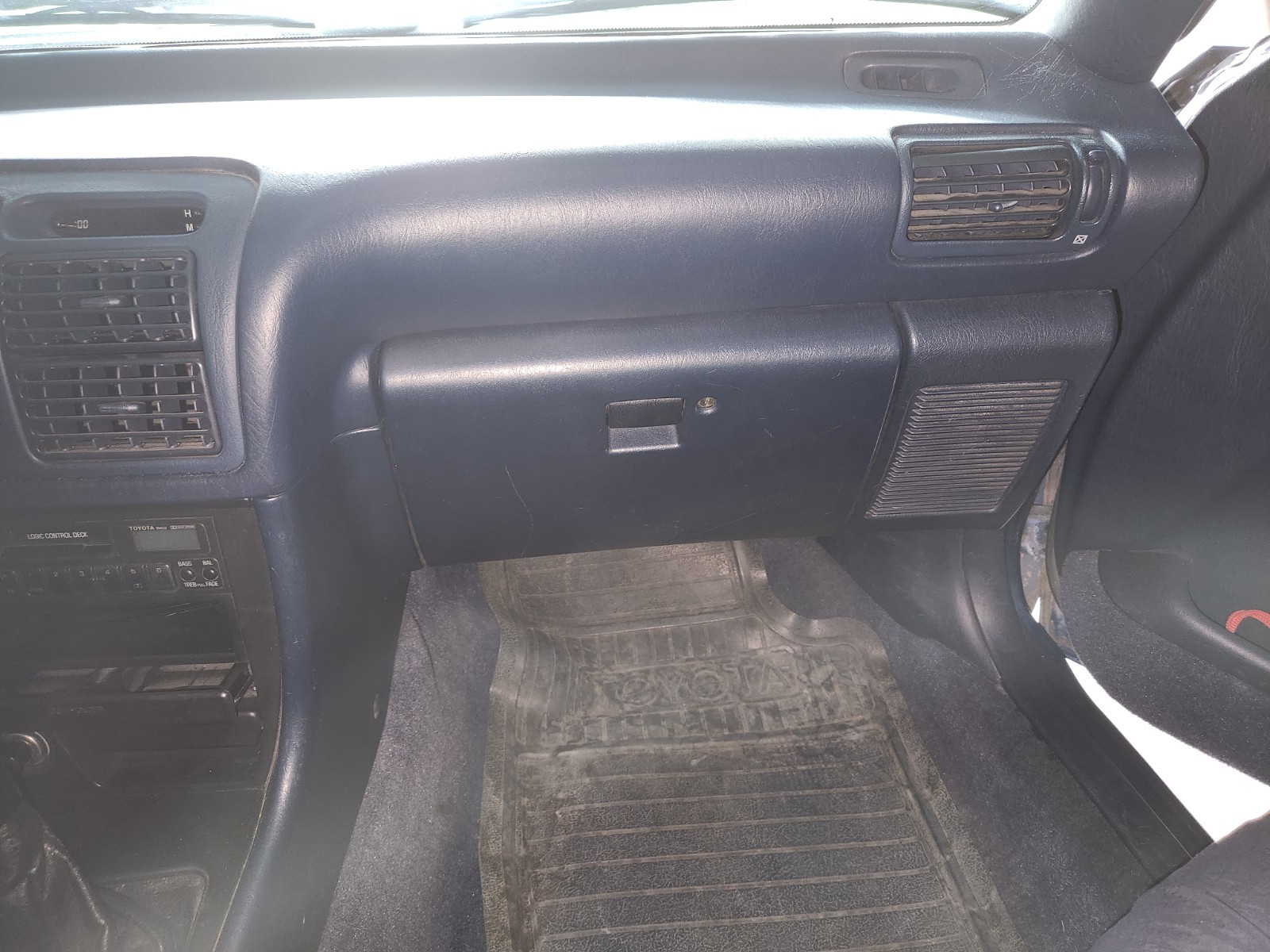 Toyota-Celica-1990-Compact-9