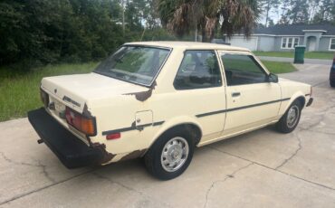 Toyota-Corolla-1983-2DR-Coupe-2