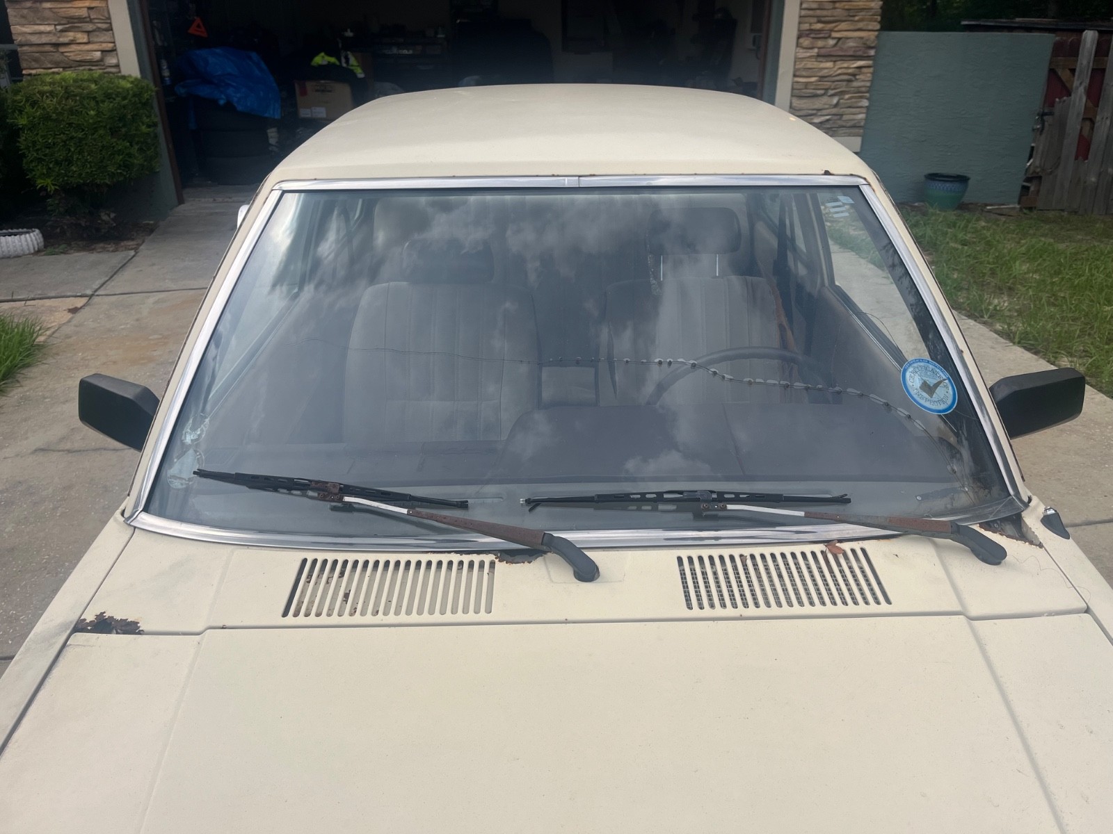 Toyota-Corolla-1983-2DR-Coupe-4