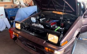 Toyota-Corolla-1986-custom-1