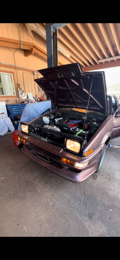 Toyota-Corolla-1986-custom-1
