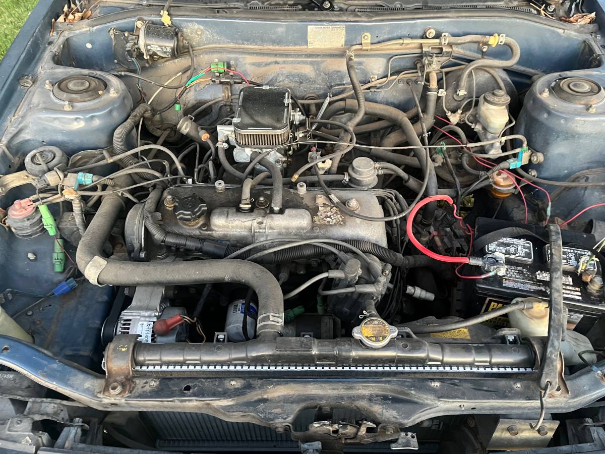 Toyota-Corolla-1987-blue-8