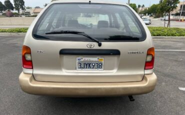 Toyota-Corolla-1994-brown-1