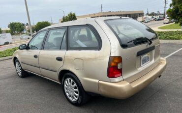 Toyota-Corolla-1994-brown-4
