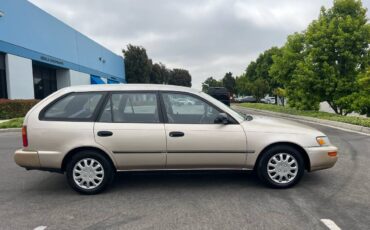 Toyota-Corolla-1994-brown-7