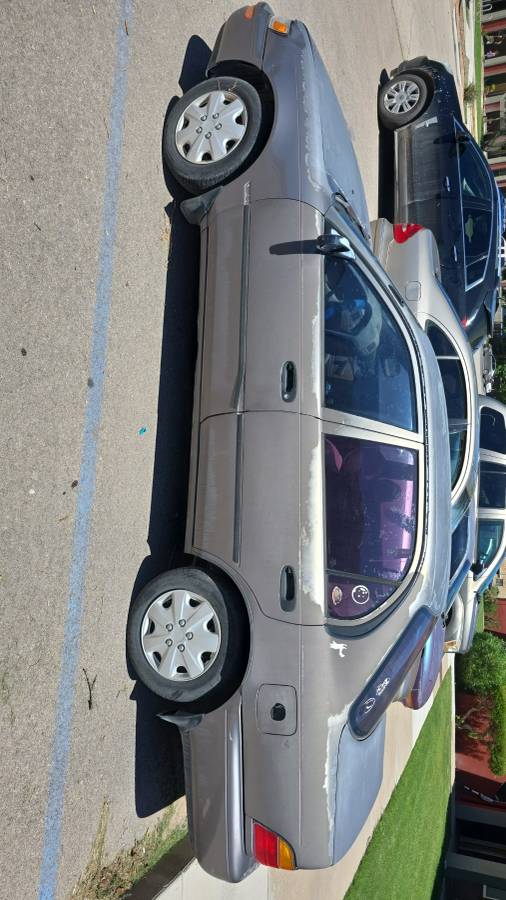 Toyota-Corolla-1995-grey-1