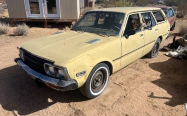 Toyota-Corona-1975