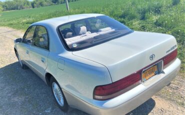 Toyota-Crown-majesta-1992-4