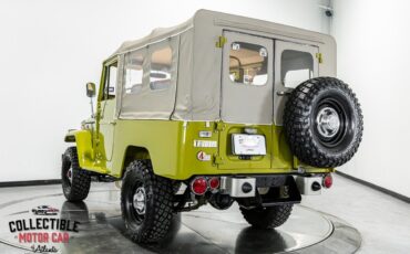 Toyota-FJ43-1973-SUV-12
