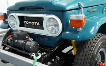 Toyota-FJ43-1979-SUV-17