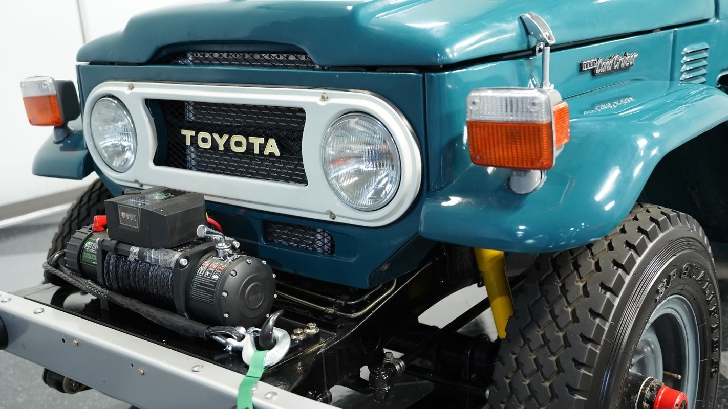 Toyota-FJ43-1979-SUV-17