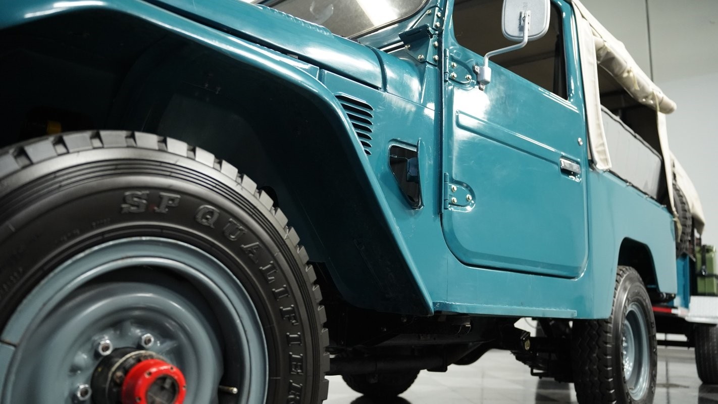 Toyota-FJ43-1979-SUV-18