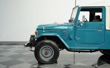 Toyota-FJ43-1979-SUV-19