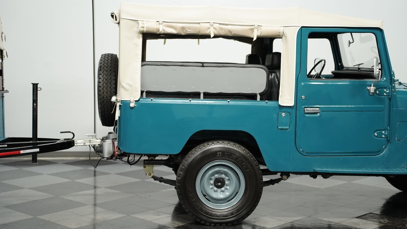 Toyota-FJ43-1979-SUV-23