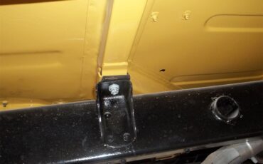 Toyota-Fj-cruiser-1971-Sunrise-Yellow-Dark-Gray-10