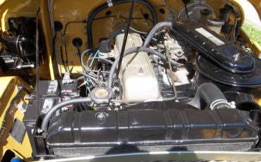 Toyota-Fj-cruiser-1971-Sunrise-Yellow-Dark-Gray-7